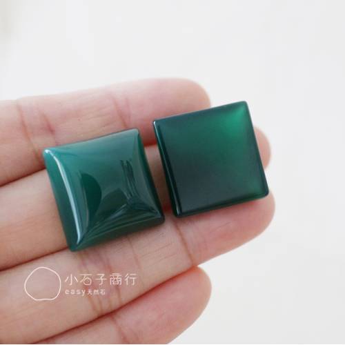 綠瑪瑙-正方型戒面20x20x8~8.5mm(A) (1入)