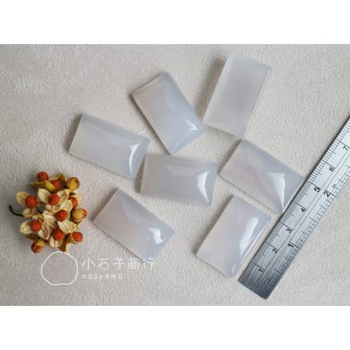 白瑪瑙-長方形戒面 18x30x9.5mm(A) (1入)