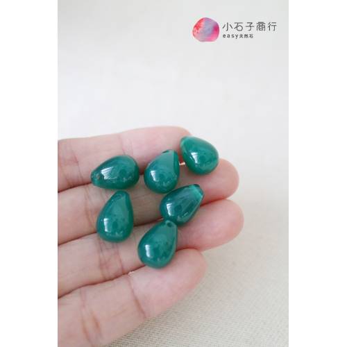 綠瑪瑙-圓水滴10x14mm(側洞) (1入)