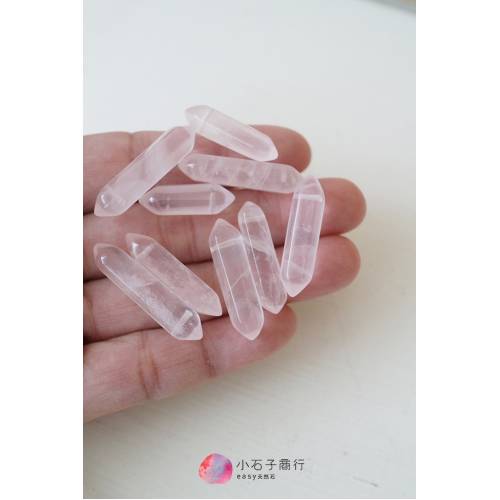 粉水晶-雙尖柱(側洞) (小)約5x20~6x28mm (1支)